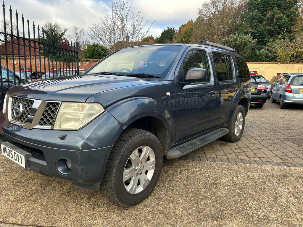 Nissan Pathfinder 2.5 Dci Sve Black #1