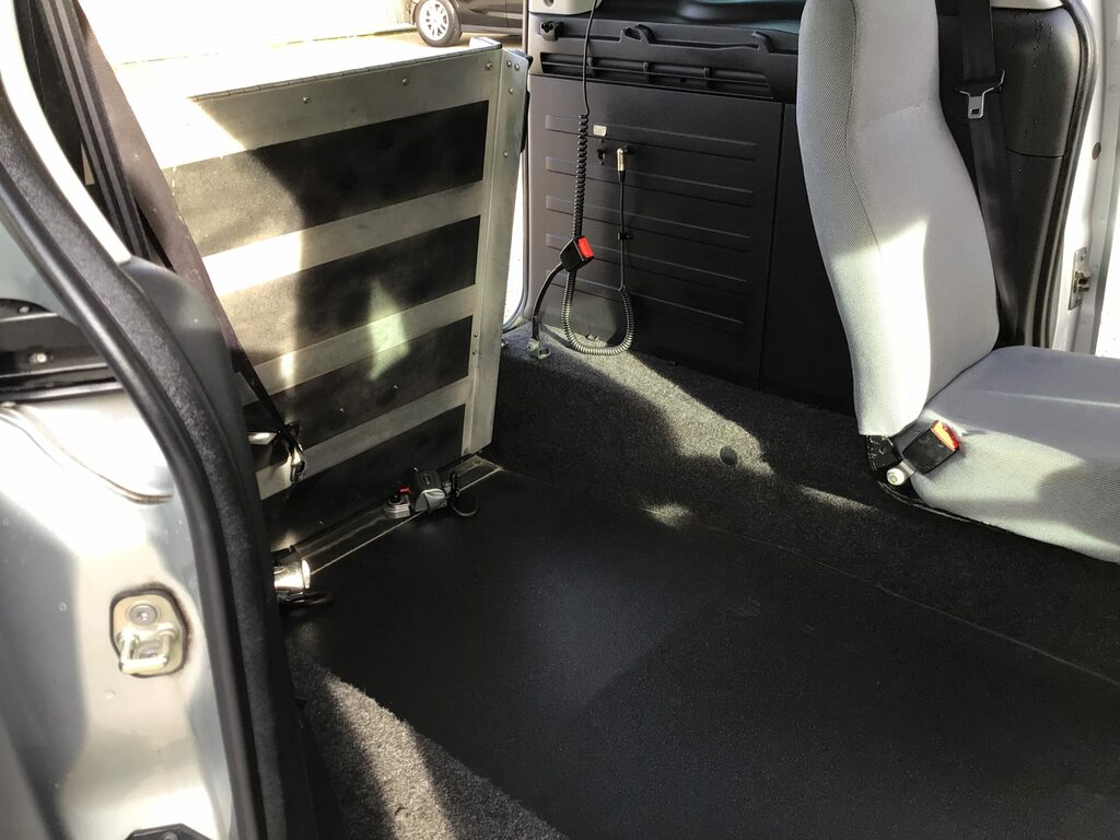 Peugeot Rifter Mpv 201313 Silver #8