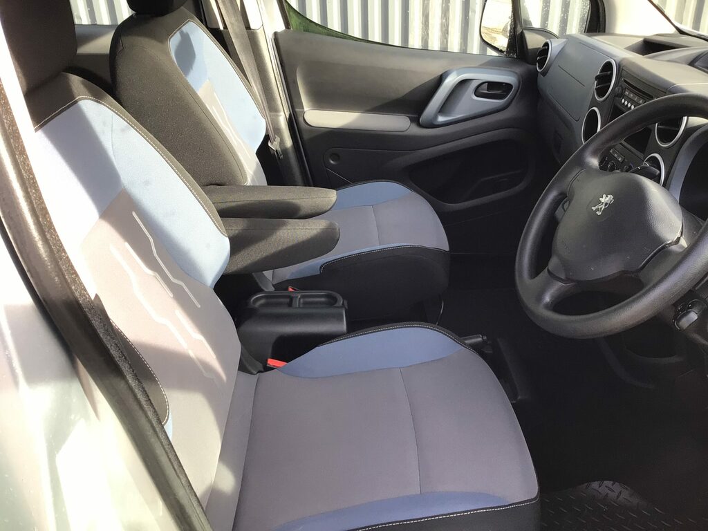 Peugeot Rifter Mpv 201313 Silver #17