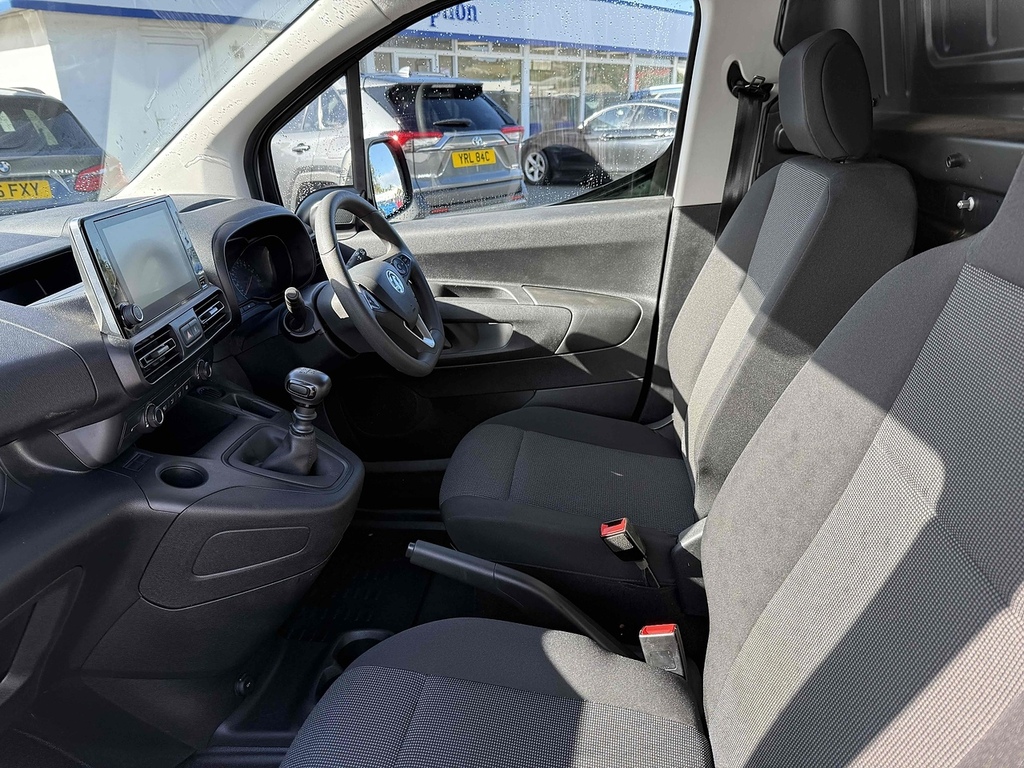 Vauxhall Combo Turbo D 2300 Prime DV24SYP White #5