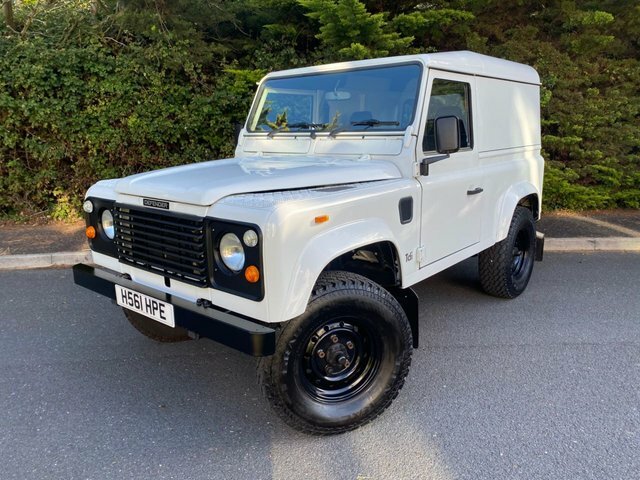 Land Rover Defender 90 90 Turbo 4X4 White
