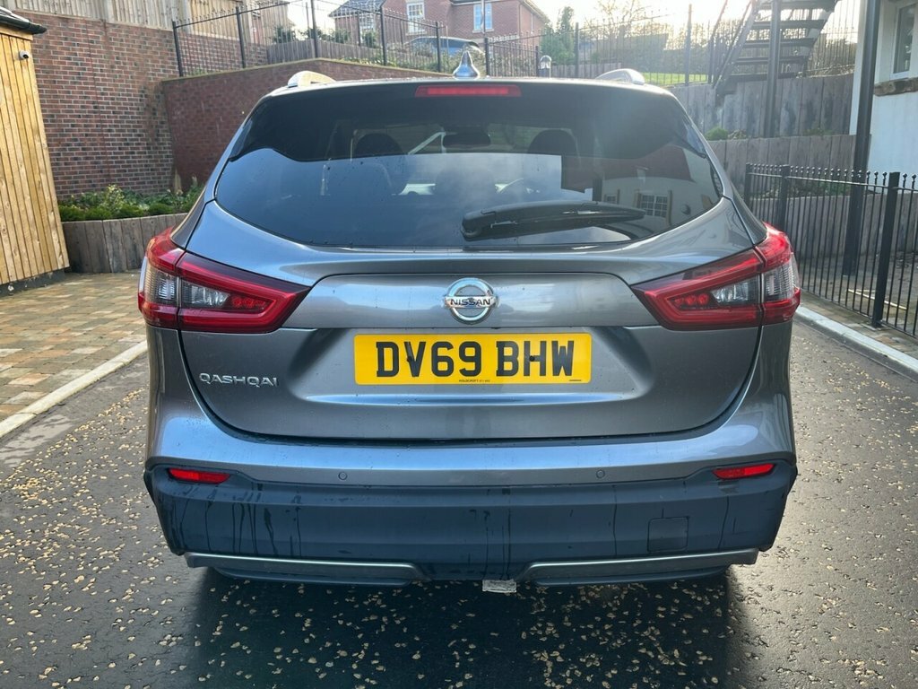 Nissan Qashqai 1.3L Tekna DV69BHW Grey #4
