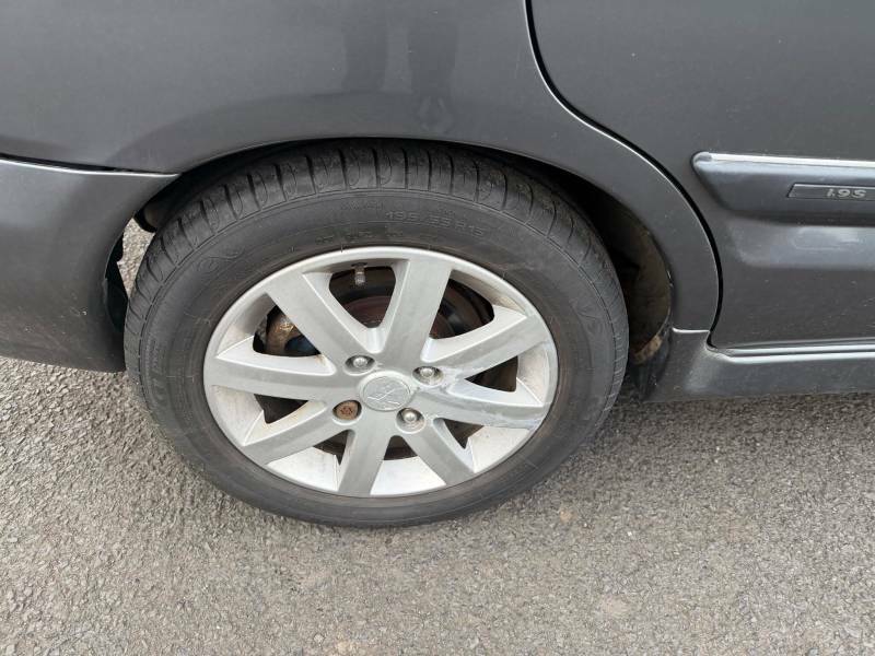 Mitsubishi Space Star 1.6 Equippe Silver #24