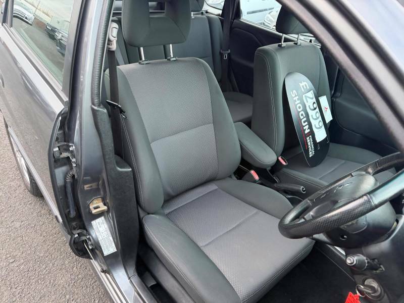 Mitsubishi Space Star 1.6 Equippe Silver #13