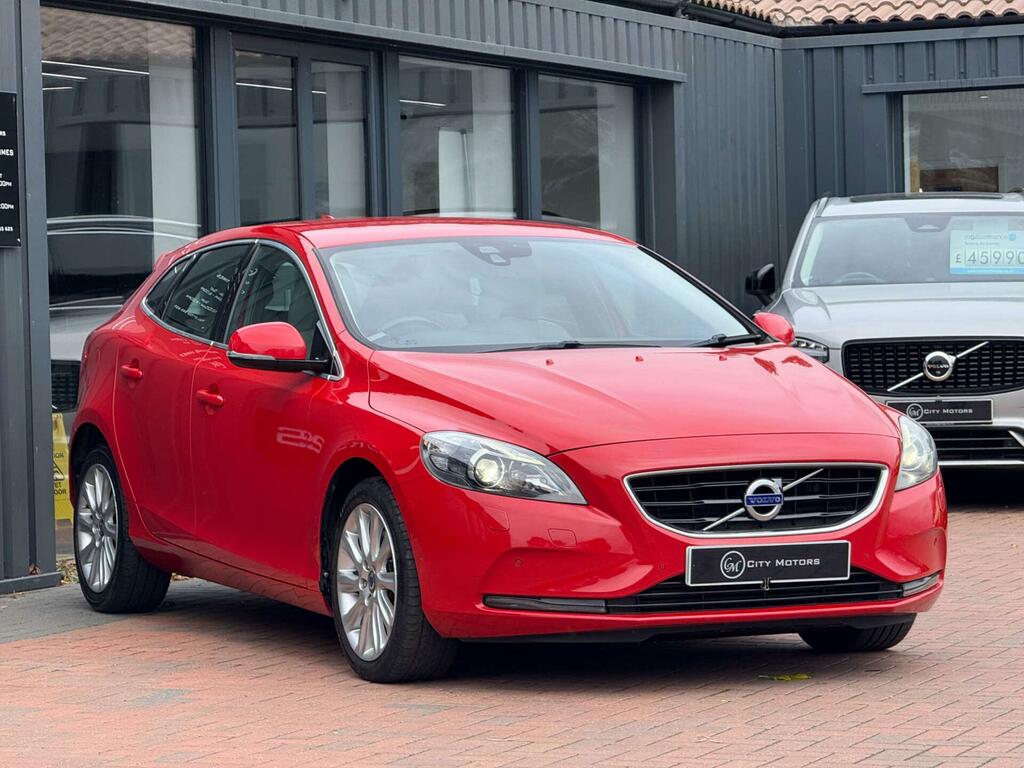 Volvo V40 2.0 D3 Se Lux Nav Geartronic Euro 5 Ss Red #3