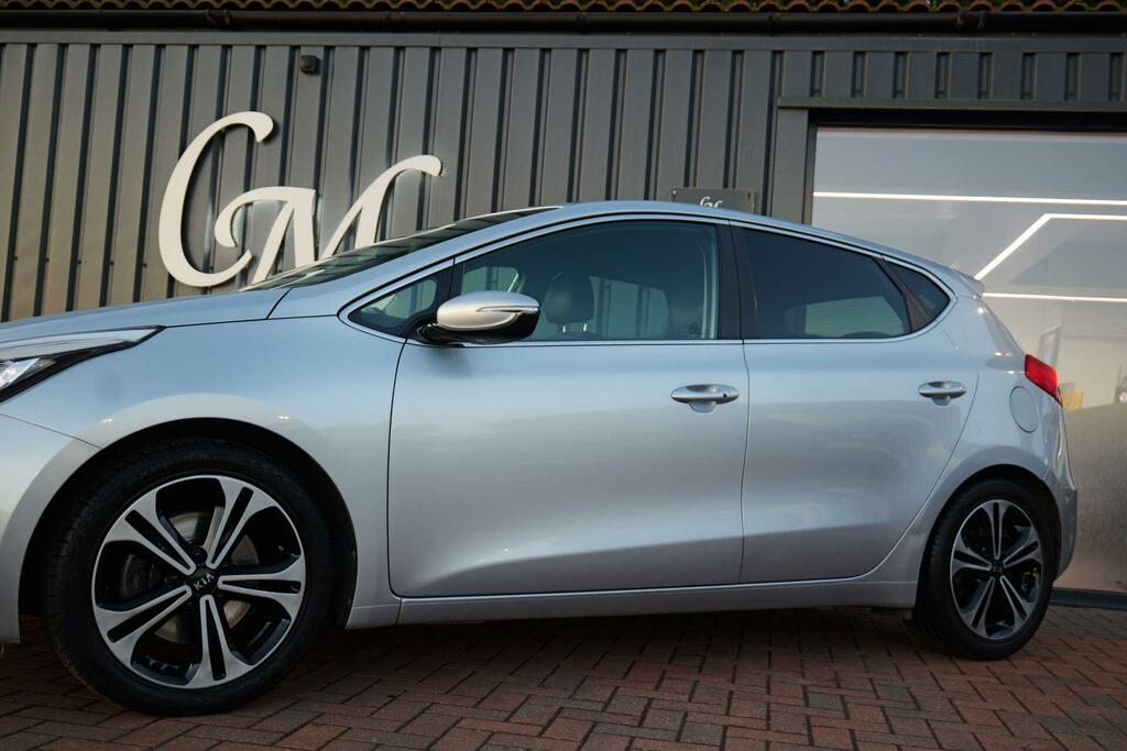 Kia Ceed 1.6 Crdi 4 Euro 6 Ss Silver
