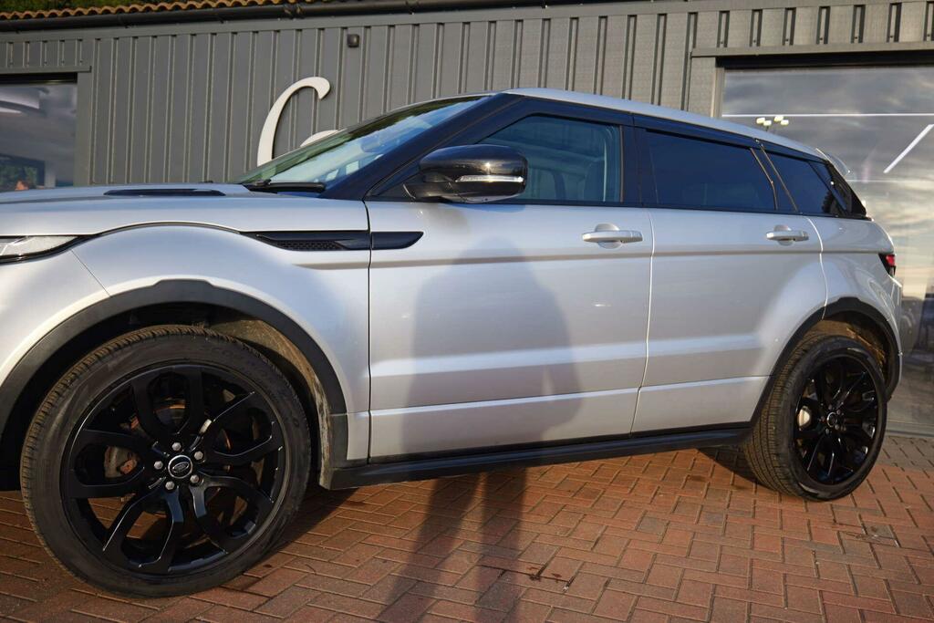 Land Rover Range Rover Evoque Dynamic Silver