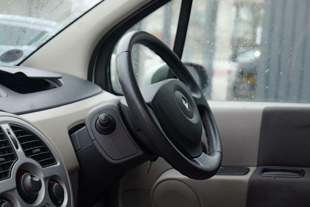 Renault Modus 1.6 16V Privilege Gold #32