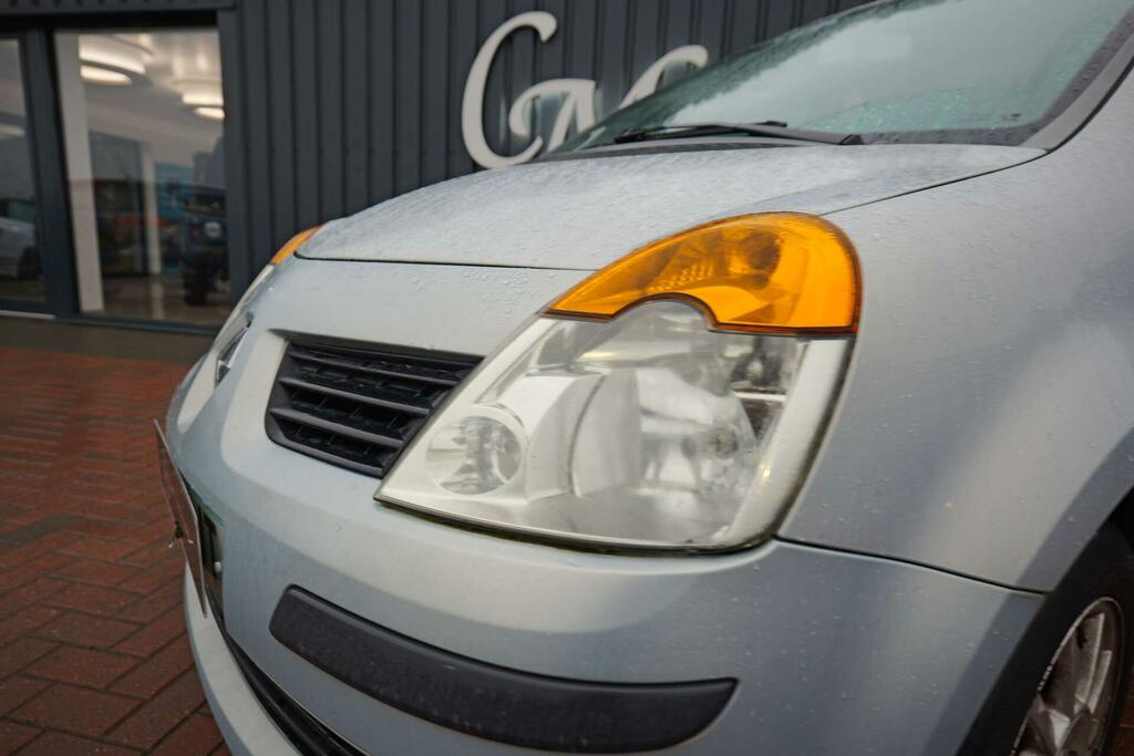 Renault Modus 1.6 16V Privilege Gold #13