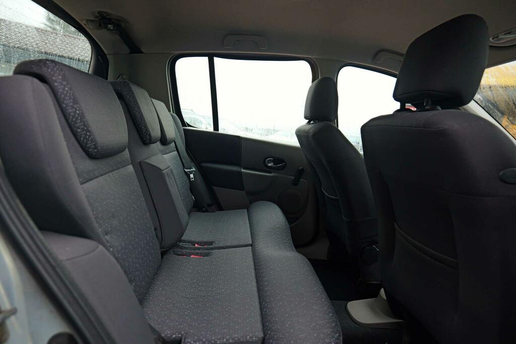 Renault Modus 1.6 16V Privilege Gold #25