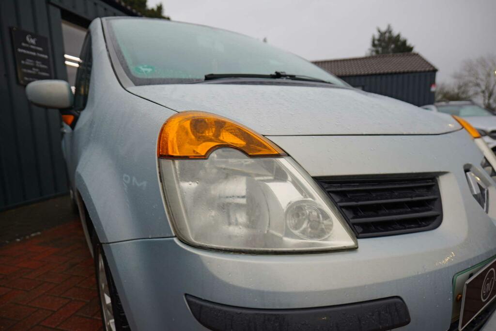 Renault Modus 1.6 16V Privilege Gold #5