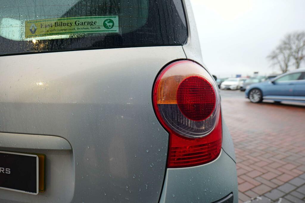Renault Modus 1.6 16V Privilege Gold #10