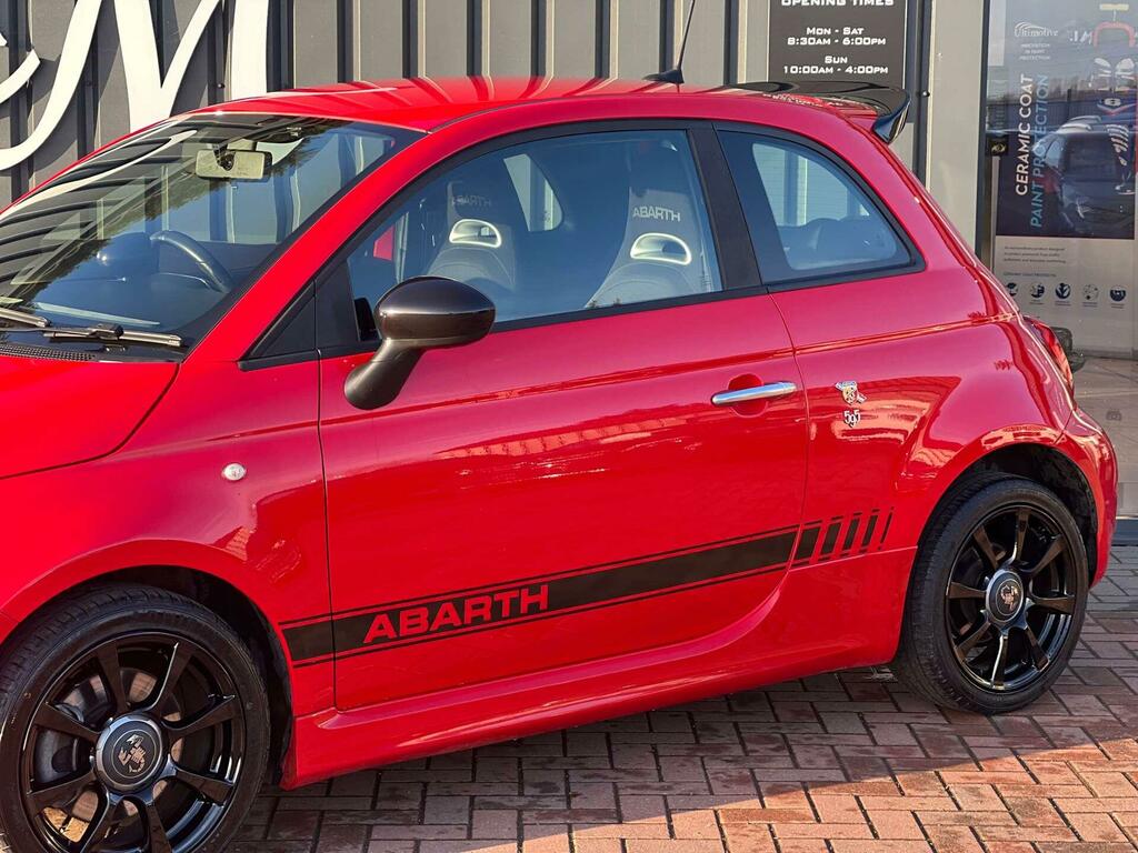 Abarth 595 1.4 T-jet Euro 6 Red