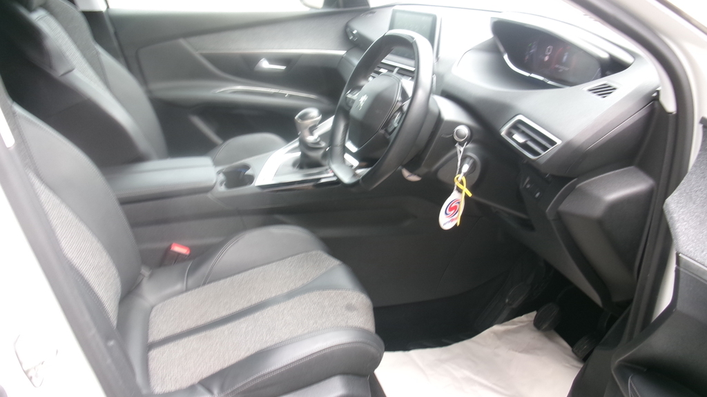 Peugeot 3008 Peugeot 3008 2019 ME19YKG White #3