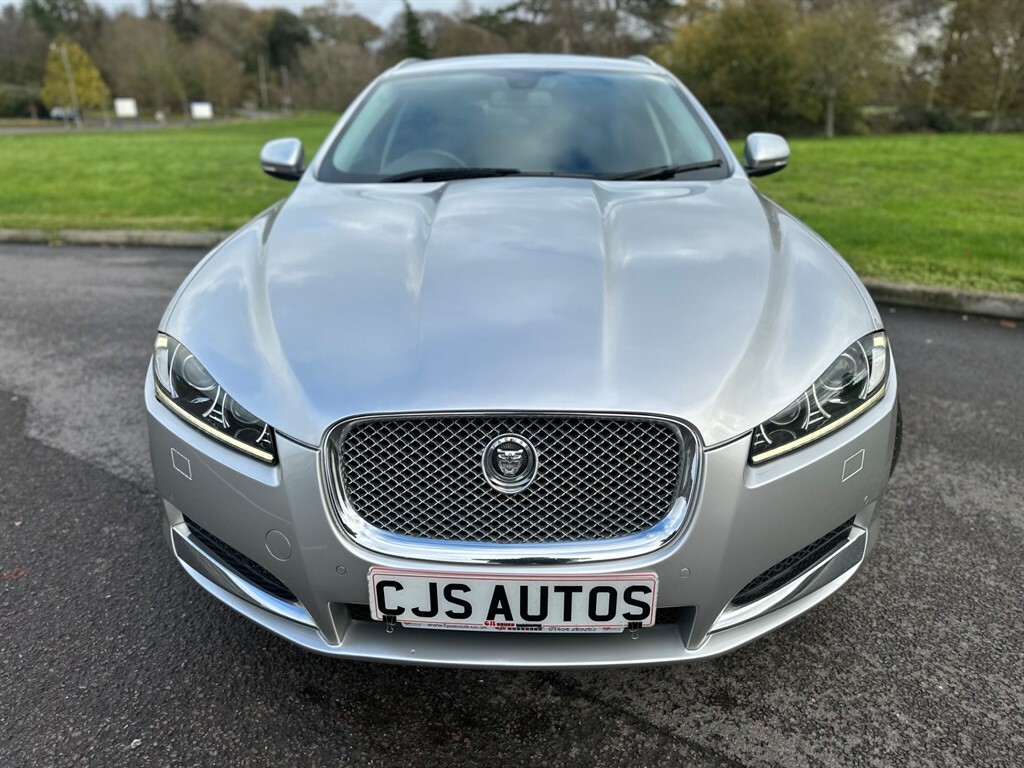 Jaguar XF D Premium Luxury Sportbrake T800NTS Silver #2