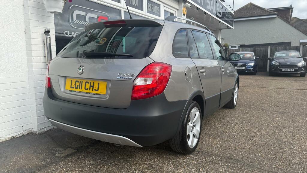 Skoda Fabia 1.2 Tsi Scout Euro 5 #6