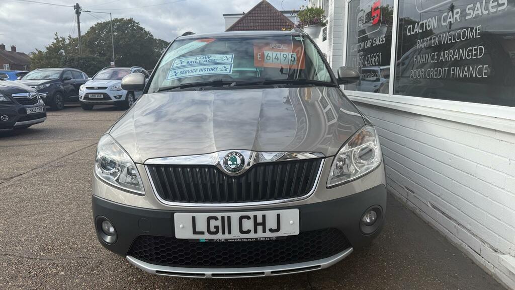 Skoda Fabia Estate LG11CHJ #2
