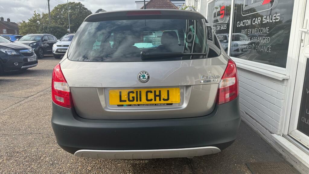 Skoda Fabia Estate LG11CHJ #6