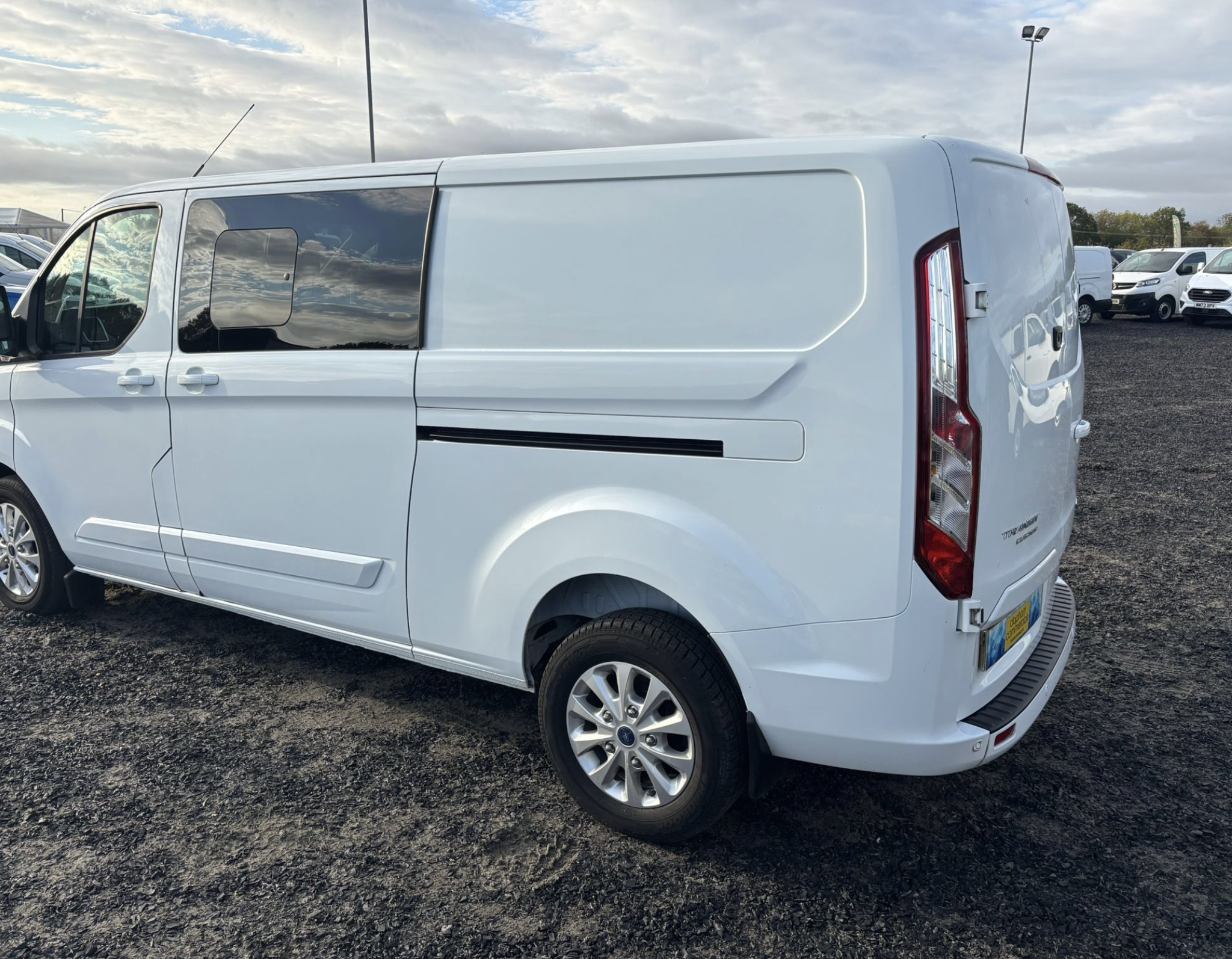 Ford Transit Custom 2.0 300 Ecoblue Limited Crew Van L2, 68,861 Miles #4