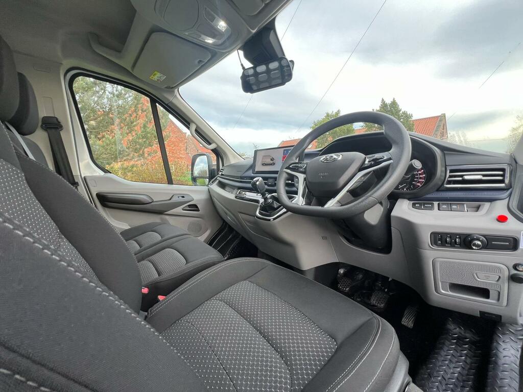 Maxus Deliver 9 2.0 D20 Rwd L4 With Taillift, 100 Miles  #4