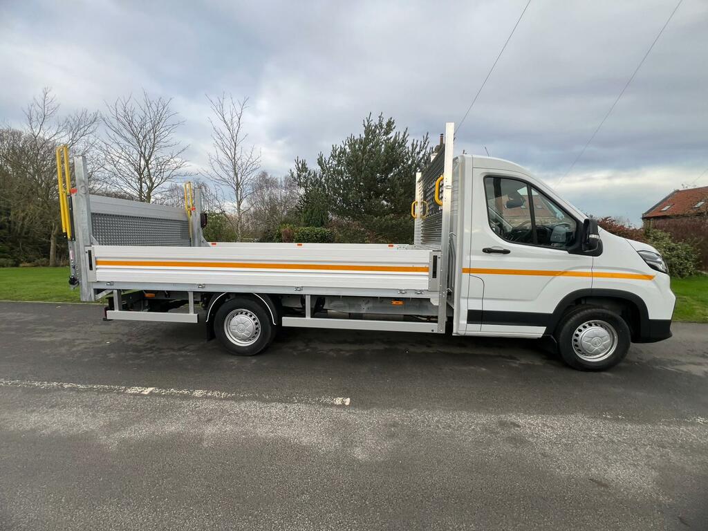 Maxus Deliver 9 2.0 D20 Rwd L4 With Taillift, 100 Miles  #3
