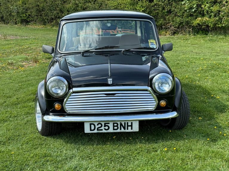 Austin MINI Saloon Black #3