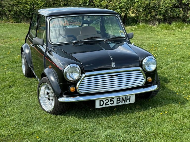 Austin MINI Saloon Black