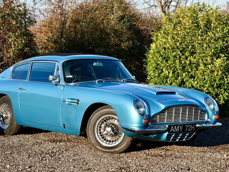 Aston Martin DB6 Coupe Blue #4