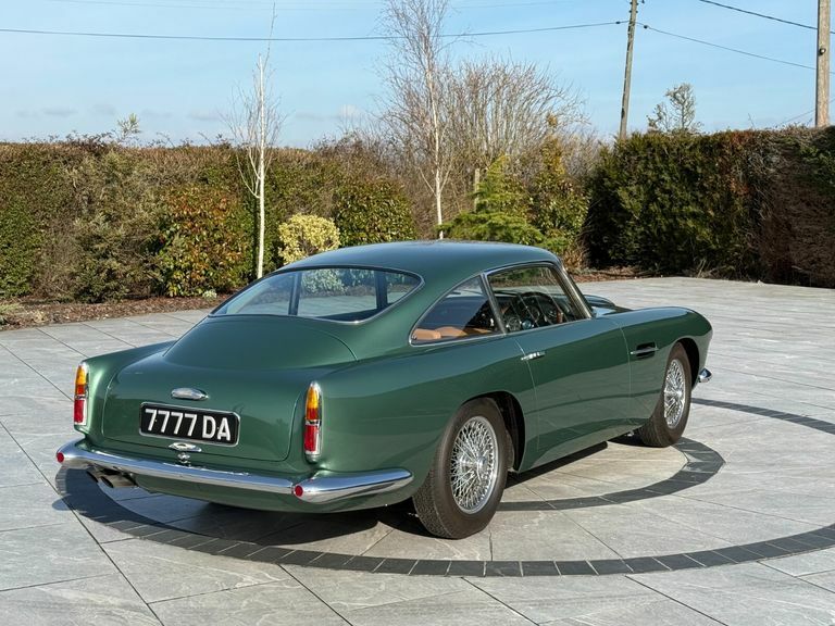 Aston Martin DB4 Coupe Green #3