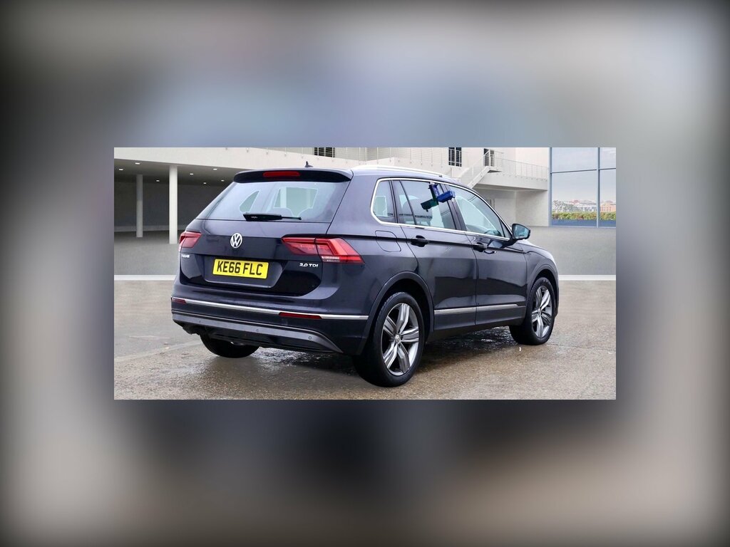 Volkswagen Tiguan 2.0 Tdi Bluemotion Tech Sel Suv Dsg Eur KE66FLC Black #4