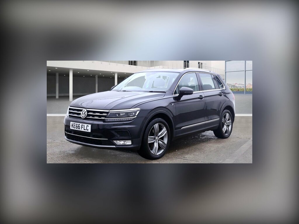 Volkswagen Tiguan 2.0 Tdi Bluemotion Tech Sel Suv Dsg Eur KE66FLC Black #2
