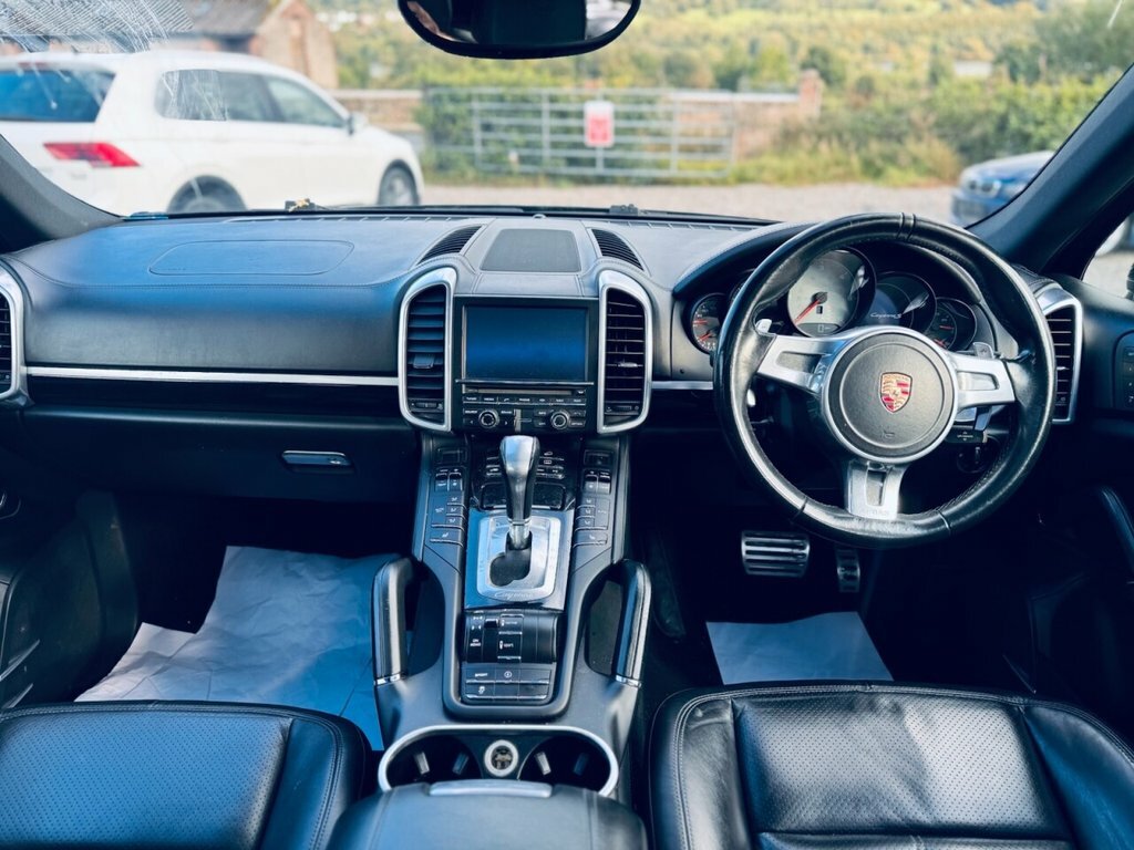 Porsche Cayenne Suv CN63FGP Black #6