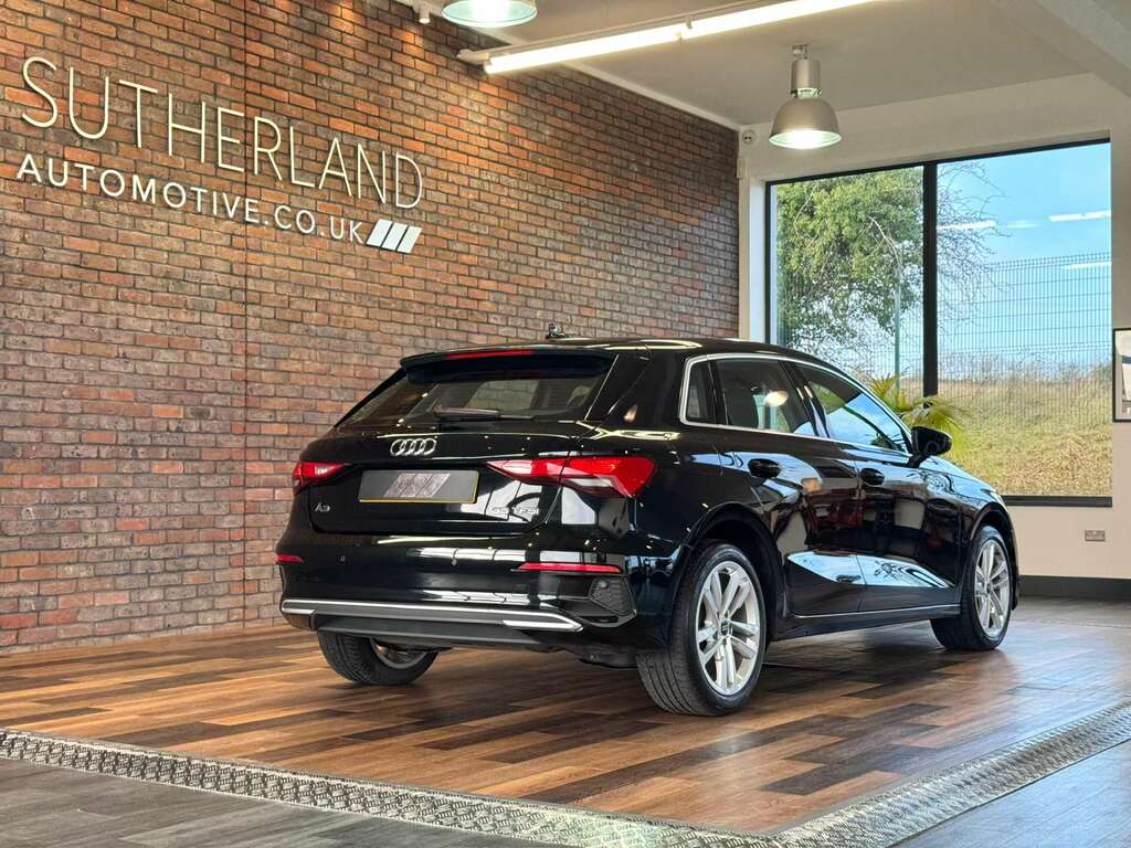 Audi A3 1.5 A3 Sportback 35 Tfsi Sport FV23BYR Black #4