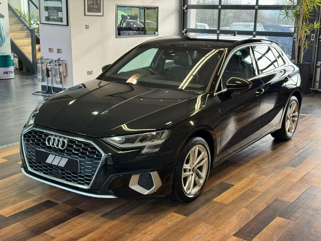 Audi A3 1.5 A3 Sportback 35 Tfsi Sport FV23BYR Black #6