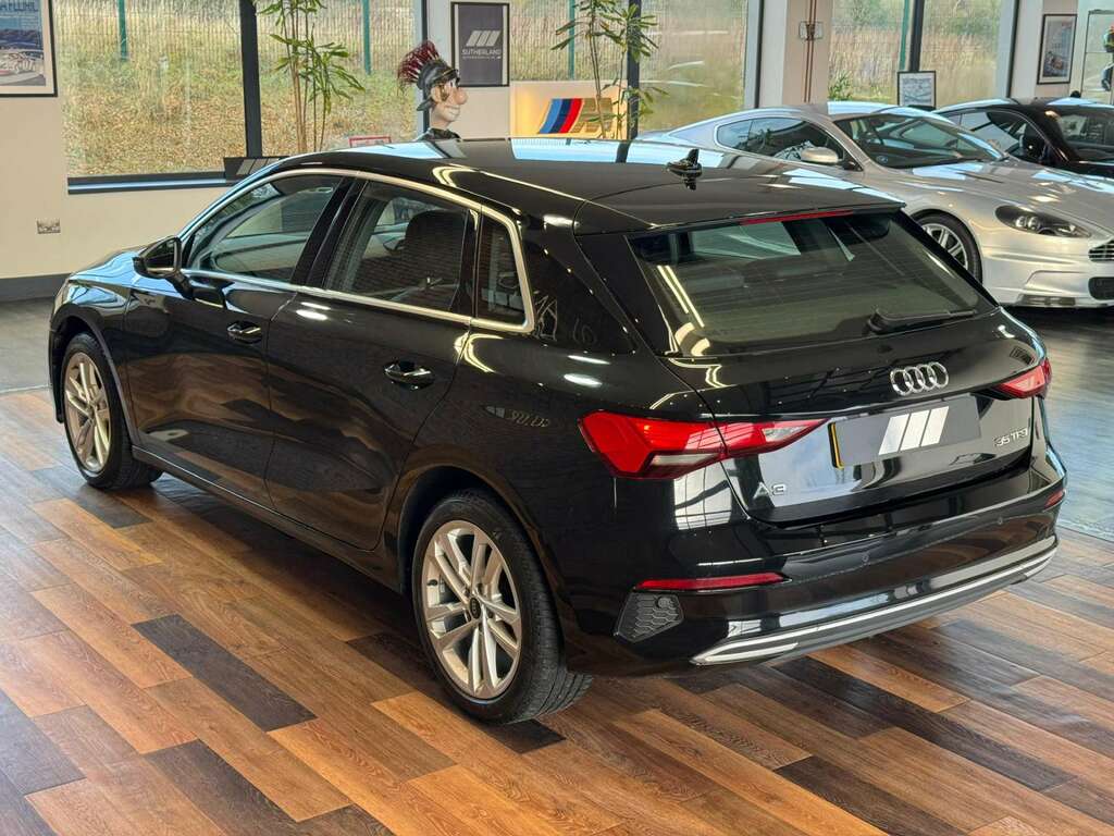 Audi A3 1.5 A3 Sportback 35 Tfsi Sport FV23BYR Black #5