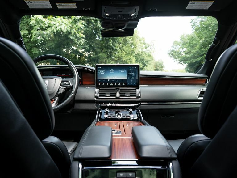 Lincoln Navigator Presidential Black #17