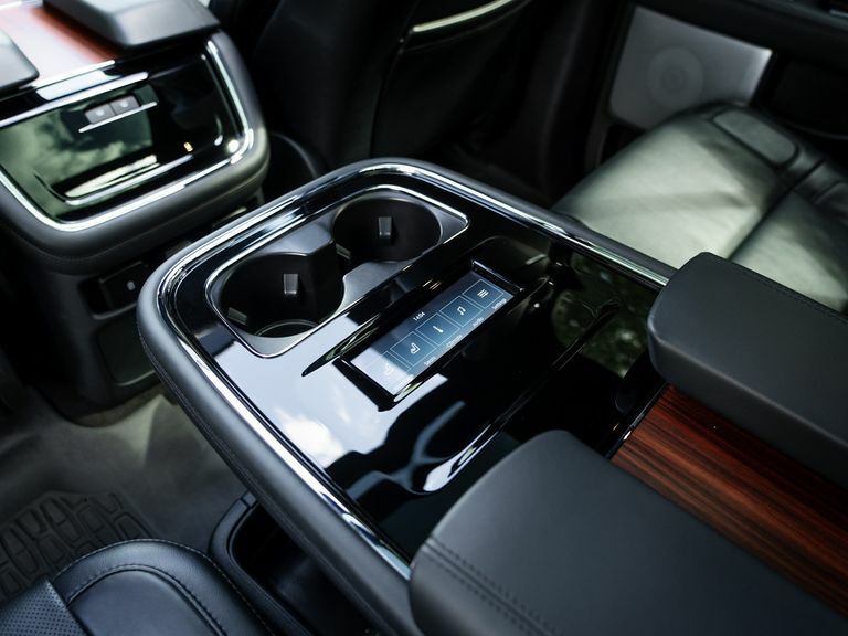 Lincoln Navigator Presidential Black #26