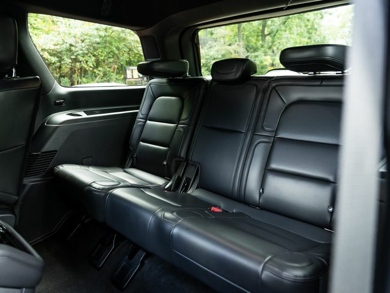 Lincoln Navigator Presidential Black #39