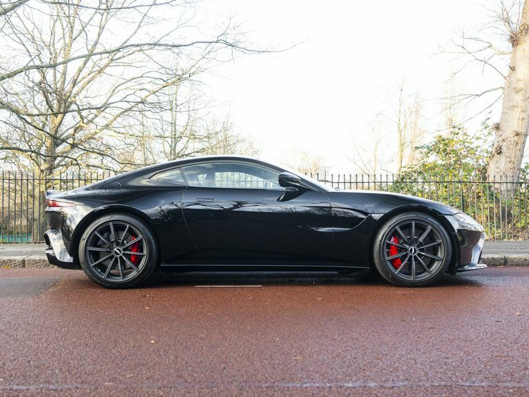 Aston Martin Vantage Zf 8 Speed Black #3