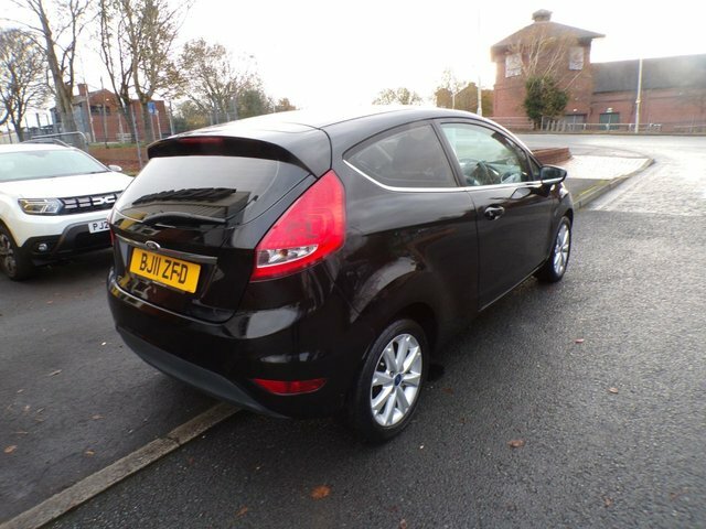 Ford Fiesta Zetec Hatchback BJ11ZFD Black #3