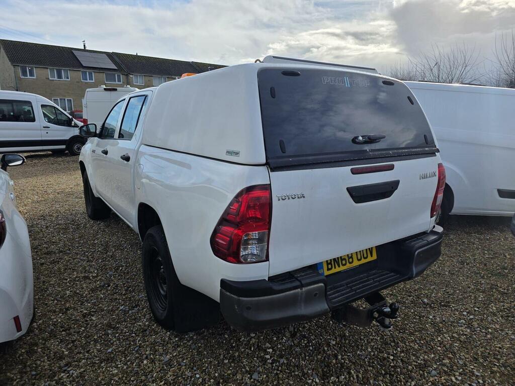 Toyota HILUX Pickup 2.4 D-4d Active 4Wd Euro 6 3.5T 2018 White #4