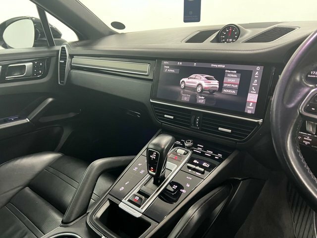 Porsche Cayenne 3.0T V6 Coupe Tiptronics 4Wd Euro 6 S LA19XAY Black #6
