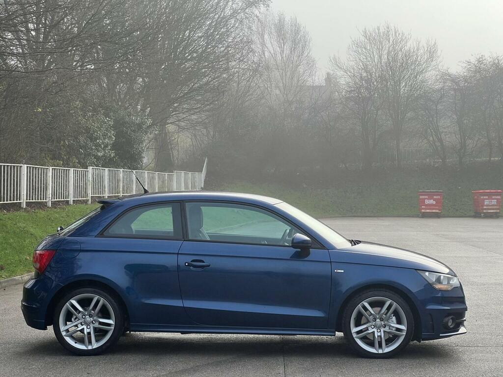 Audi A1 1.6 Tdi S Line Euro 5 Ss PJ61VAD Blue #5