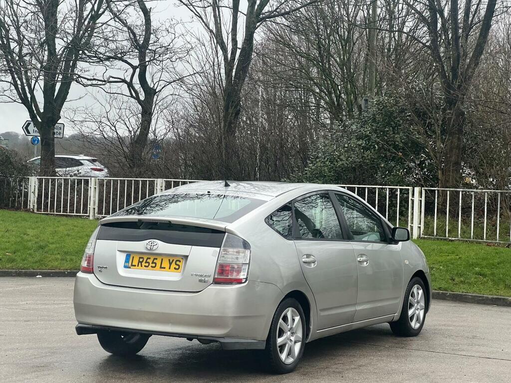 Toyota Prius 1.5 T3 Cvt Silver #6