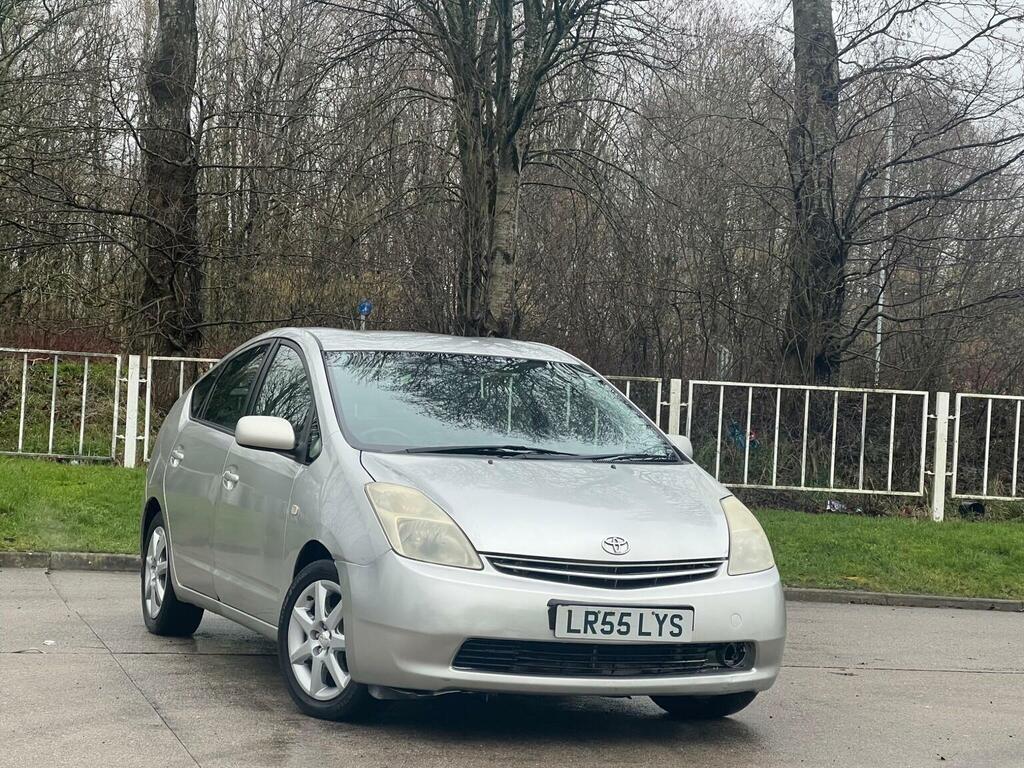 Toyota Prius 1.5 T3 Cvt Silver
