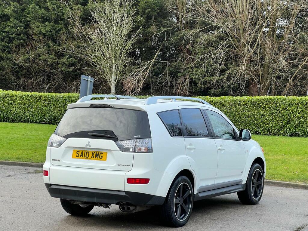 Mitsubishi Outlander 2.0 Di-dc Se 4Wd Euro 4 White #6