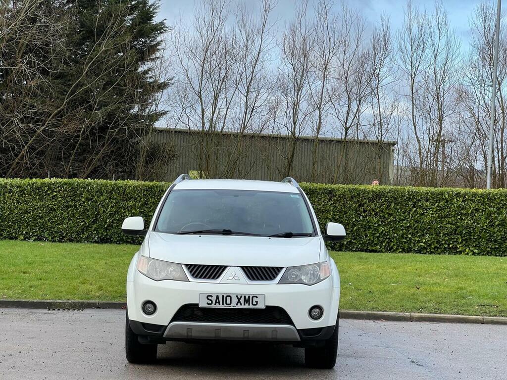 Mitsubishi Outlander 2.0 Di-dc Se 4Wd Euro 4 White #2