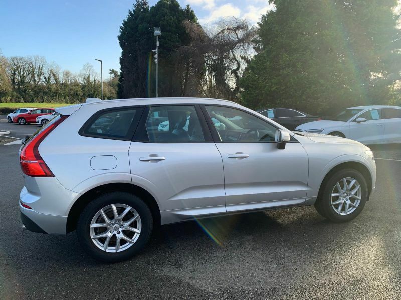 Volvo XC60 Momentum 2.0 D4 Awd Silver #6
