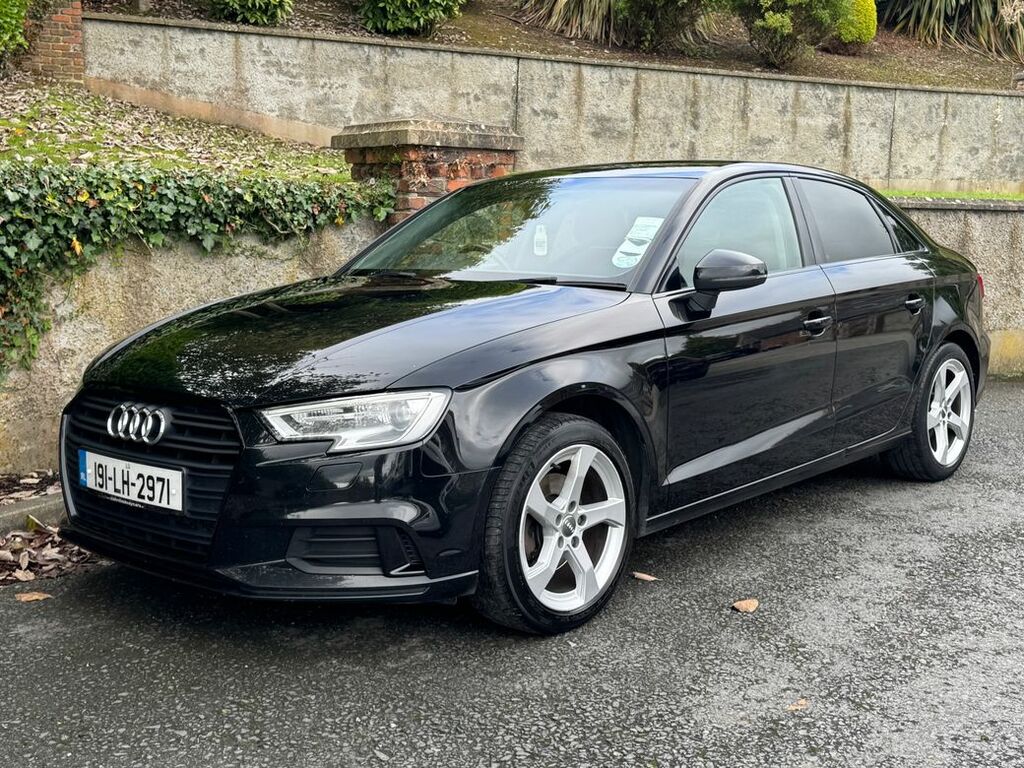 Audi A3 1.6Tdi Sport 30 116Ps Black