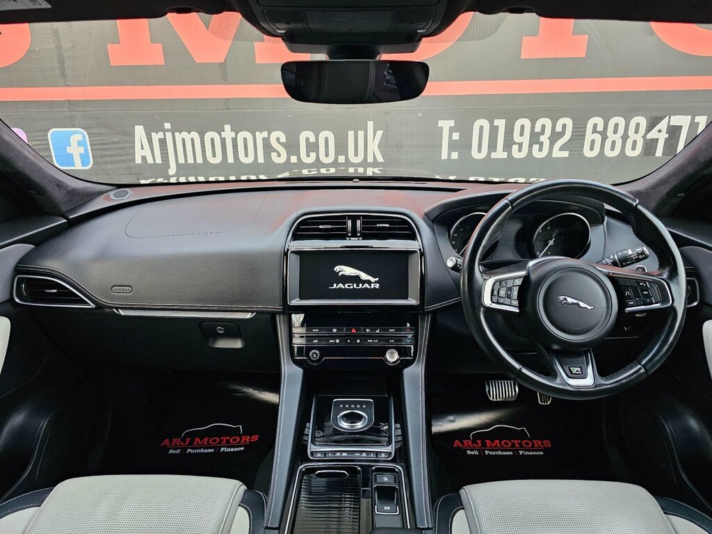 Jaguar F-Pace 2.0 P250i R-sport Awd Euro 6 Ss Black